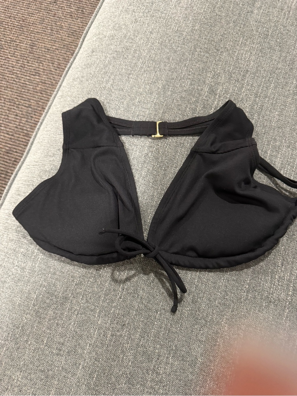 Shade & Shore Black V-Neck Tie-Front Bikini Top